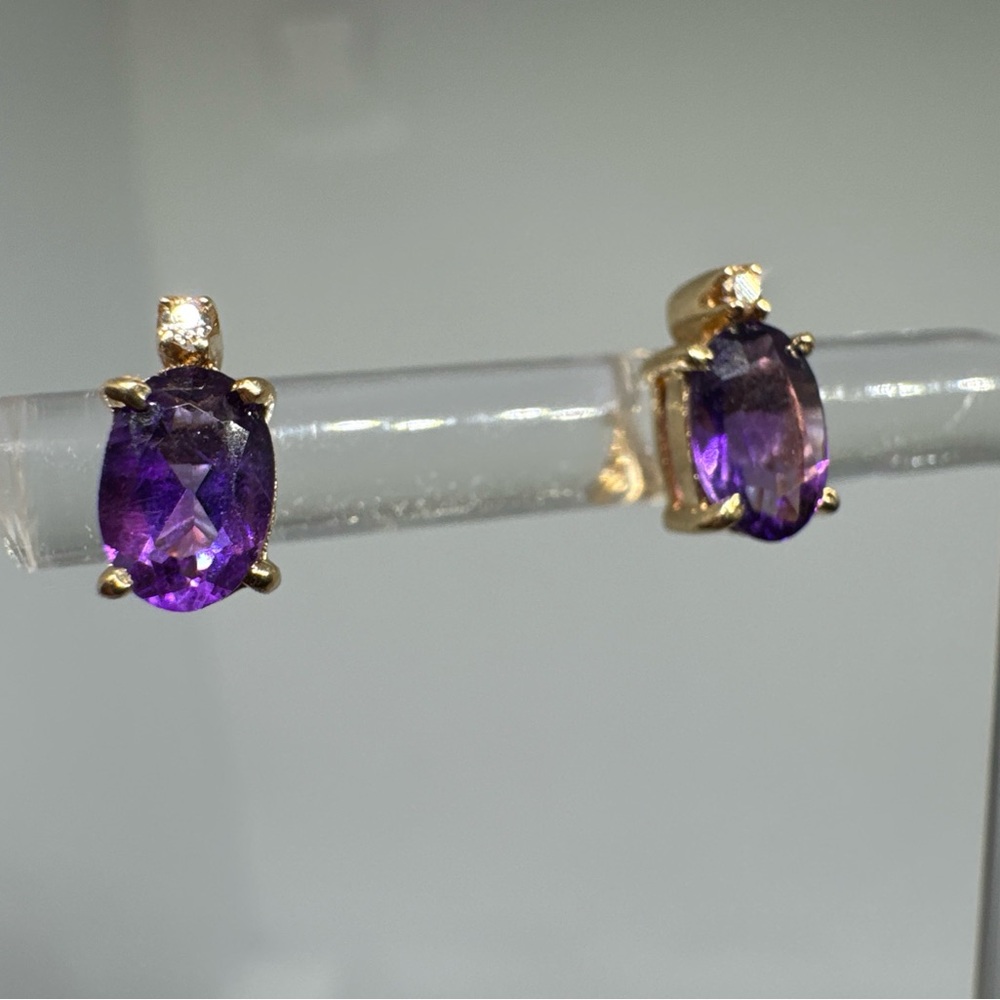 Beautiful 14k Yellow Gold Oval Amethyst and Diamond Stud Post Earrings - Picture 2 of 10